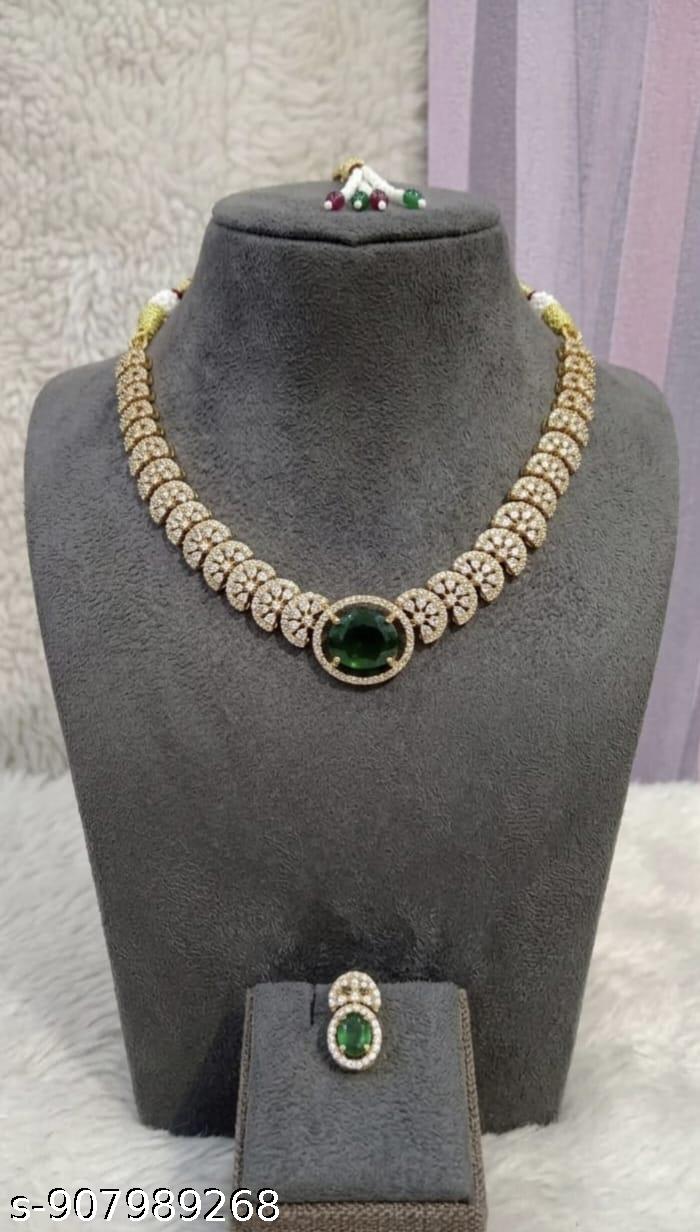 Royal Green Radiance Choker Set