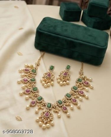 Royal Kundan Emerald Pearl Necklace Set